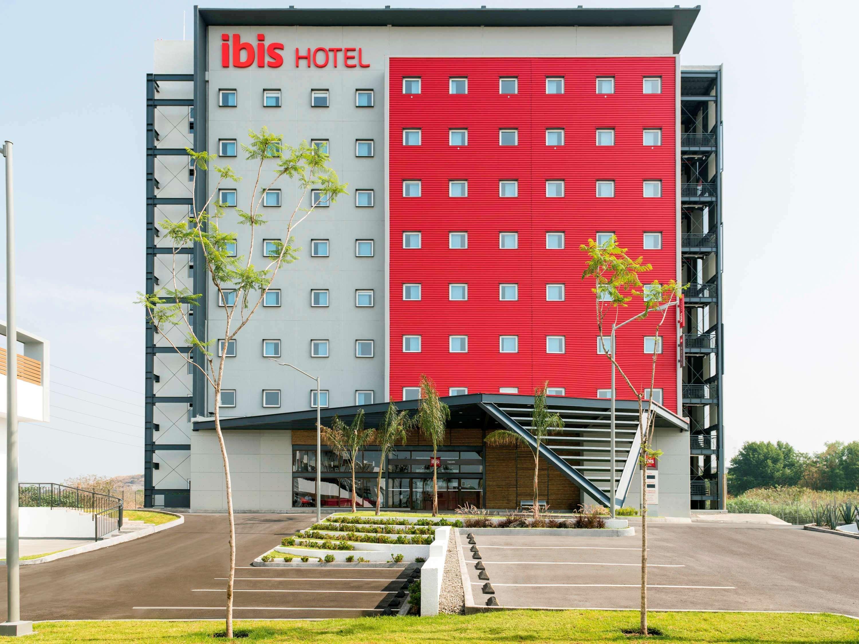 Hotel Ibis Irapuato Exterior foto